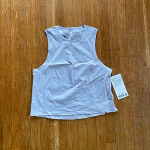 Lululemon crop tank.